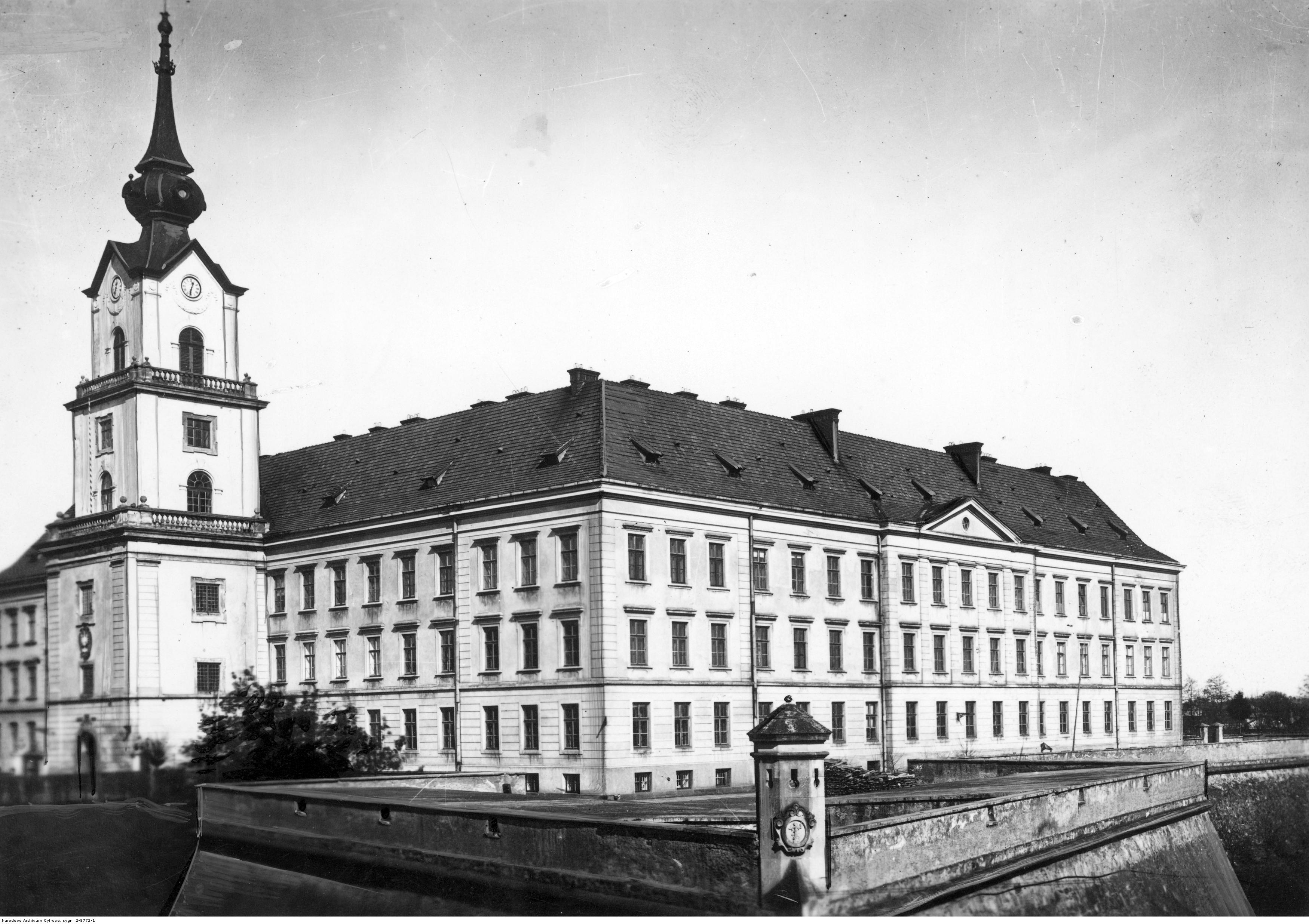 Zamek Lubomirskich w Rzeszowie, rok 1941-03
