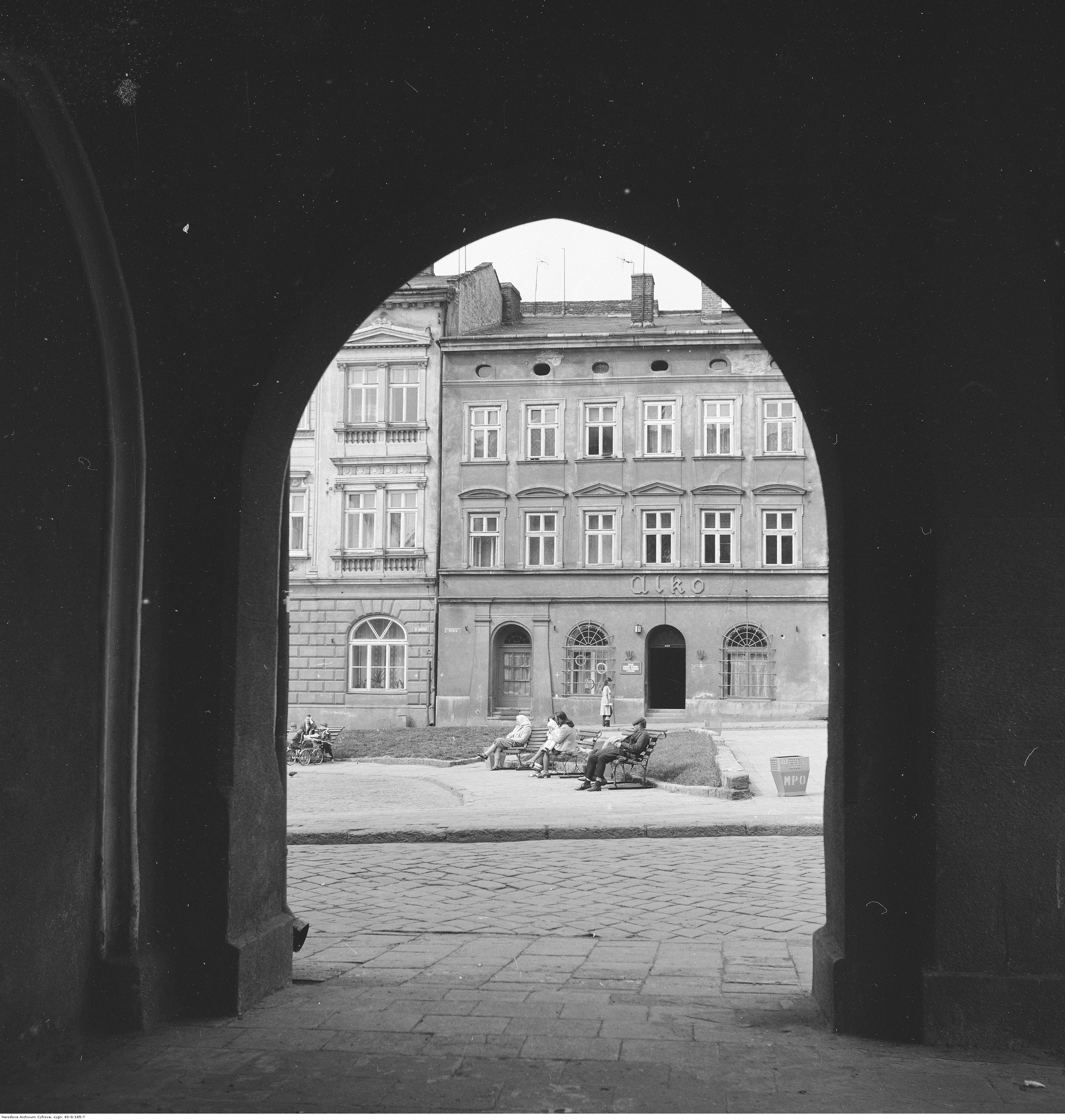 Kamienice na Starym Mieście, rok 1974-05-12